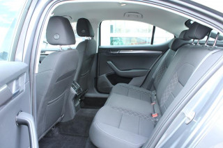 Škoda Superb 1.5 TSI Active AG 