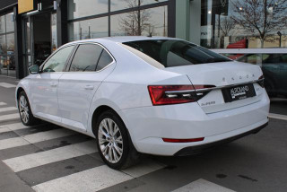 Škoda Superb 1.4 TSI AMBITION DSG 