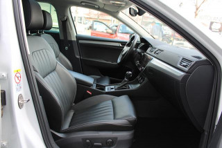 Škoda Superb 1.4 TSI AMBITION DSG 