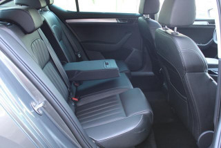 Škoda Superb 1.4 TSI AMBITION DSG 