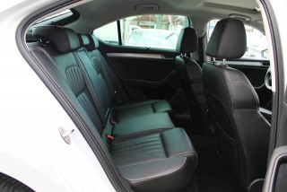 Škoda Superb 1.4 TSI AMBITION DSG 