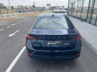 Škoda Octavia A8 AMBITION 2.0 DSG 