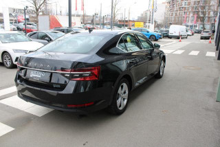 Škoda Superb 2.0 TDI AMBITION DSG 