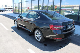 Škoda Superb 2.0 TDI Ambition DSG 