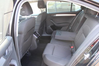 Škoda Superb 2.0 TDI Ambition DSG 