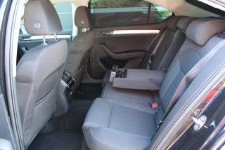 Škoda Superb 2.0 TDI STYLE DSG 