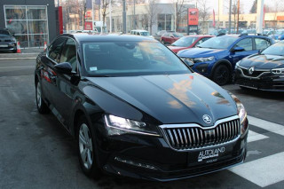 Škoda Superb 2.0 TDI Ambition DSG 