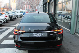 Škoda Superb 2.0 TDI Ambition DSG 