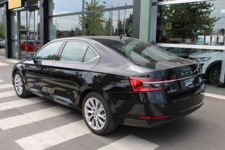 Škoda Superb 2.0 TDI AMBITION DSG 