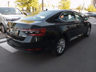 Škoda Superb 2.0 TDI Ambition DSG