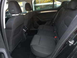 Škoda Superb 2.0 TDI Ambition DSG