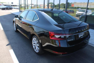 Škoda Superb 2.0 TDI Ambition DSG 