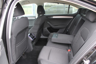 Škoda Superb 2.0 TDI Ambition DSG 