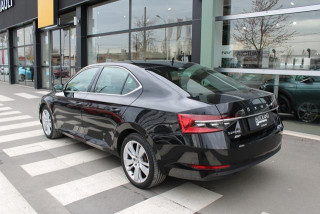 Škoda Superb 2.0 TDI DSG 