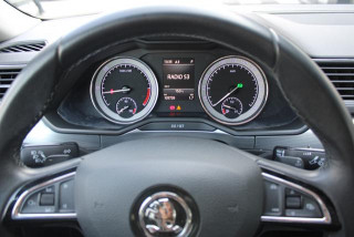 Škoda Superb 2.0 TDI STYLE DSG 