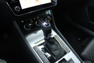 Škoda Superb 2.0 TDI STYLE DSG 