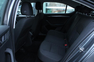 Škoda Superb 1.5 TSI Active 
