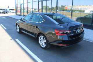 Škoda Superb 2.0 TDI Ambition DSG 