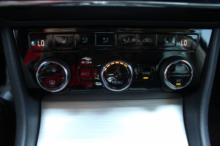 Škoda Superb 2.0 TDI Ambition DSG 