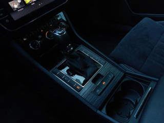 Škoda Superb 2.0 TDI Style DSG 4x4