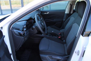 Škoda Fabia 1.0 Essence TNG 
