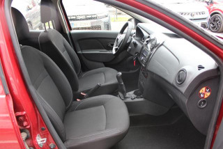 Dacia Sandero 1.2 Essential 