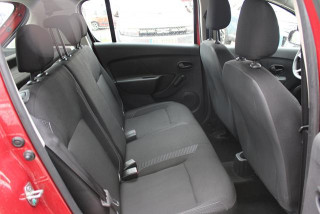 Dacia Sandero 1.2 Essential 