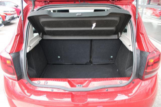 Dacia Sandero 1.2 Essential 