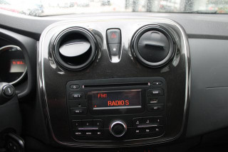 Dacia Sandero 1.2 Essential 