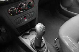 Dacia Sandero 1.2 Essential 