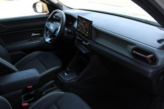 Dacia Duster 1.6 E-TECH HYB. AUT 