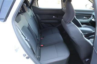 Dacia Duster 1.6 E-TECH HYB. AUT 
