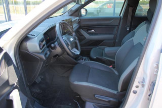 Dacia Duster 1.6 E-TECH HYB. AUT 
