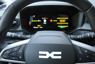 Dacia Bigster 1.8 HYBRID AUT 