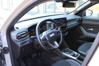Dacia Duster 1.6 E-TECH HYB. AUT 