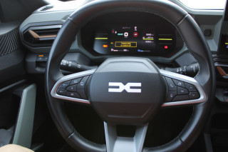 Dacia Duster 1.6 E-TECH HYB. AUT 