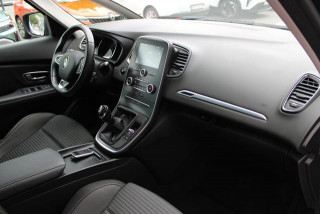 Renault Scenic 1.8 dCi 