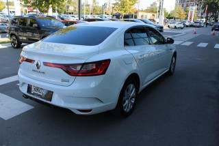 Renault Megane 1.3 tCe Limited 