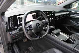 Renault Austral 1.3 tCe Hybrid DCT 