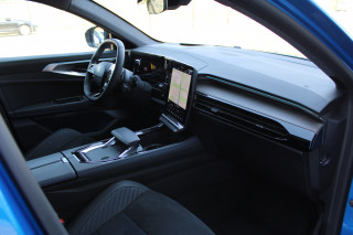 Renault Rafale 1.2 E-Tech Hybrid 