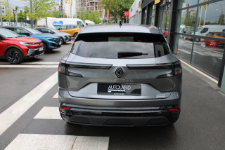 Renault Austral 1.3 tCe Hybrid 