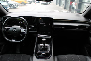 Renault Austral 1.3 tCe Hybrid 