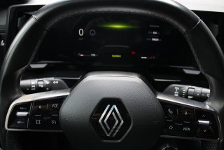Renault Austral 1.3 tCe Hybrid 