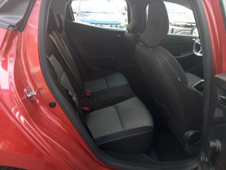 Renault Clio 1.0 tCe Limited CVT