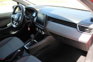 Renault Clio 1.6 E-tech Hybrid 