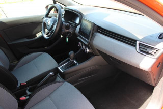 Renault Clio 1.6 E-tech Hybrid 