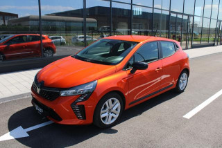 Renault Clio 1.6 E-tech Hybrid 