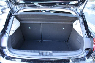 Renault Clio 1.0 tCe Limited CVT 