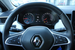 Renault Clio 1.0 tCe Limited CVT 