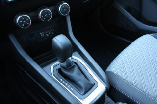 Renault Clio 1.0 tCe Limited CVT 